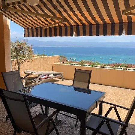 Daire Marinella, Vue Panoramique, Superbe T2 A 150 M