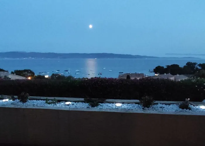 Marinella, Vue Panoramique, Superbe T2 A 150 M Daire *